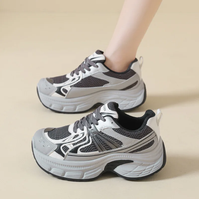 

Women's dad shoes 2026 spring sponge cake thick sole height increasing sports shoes fashionable mesh breathable casual shoes