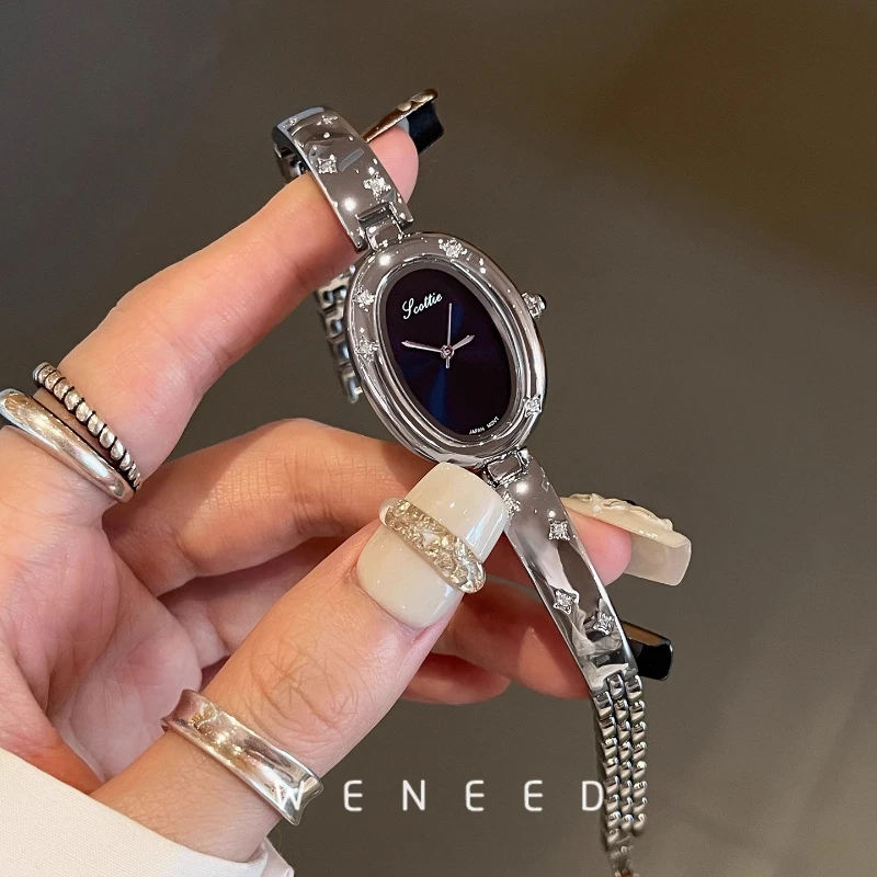2025年新作 高級オーバルバスタブ型 レディース腕時計 小 - Luxury Watch Trends 2025 のレビューと価格
