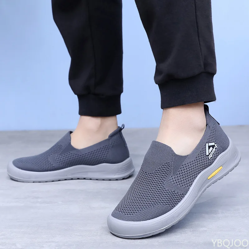 

Men's Sports Shoes New Mesh Breathable Thick Sole Suitable for Outdoor Activities Hiking Single Shoes Sneakers Zapatos De Hombre