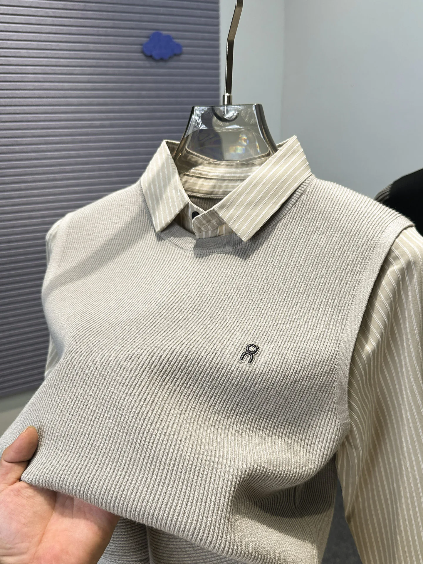 

Мужской повседневный вязаный свитер с воротником-стойкой, свободного кроя, в полоску, осенне-зимний, модный, базовый слой, трендовый