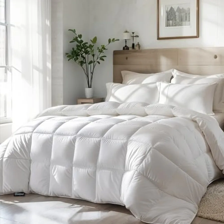 

Queen/Full Size All Season Hotel Collection Goose Feather Down Fiber Comforter with 100 Cotton Cover White 90 x 90 Inch Medium
