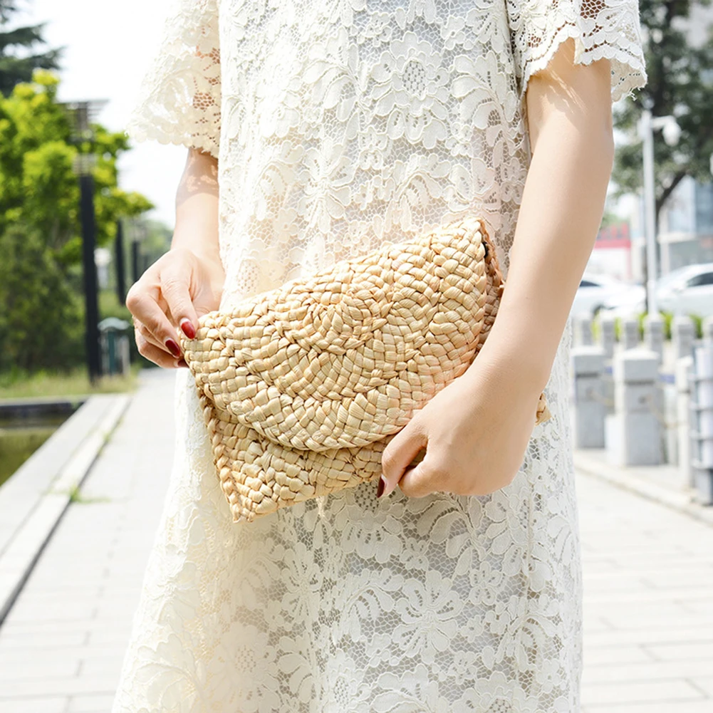 Summer Beach Vacation Clutches Bags for women Hand Knitted Rattan Straw Women Handbags New Fashion Luxury Bag Woman Wallet