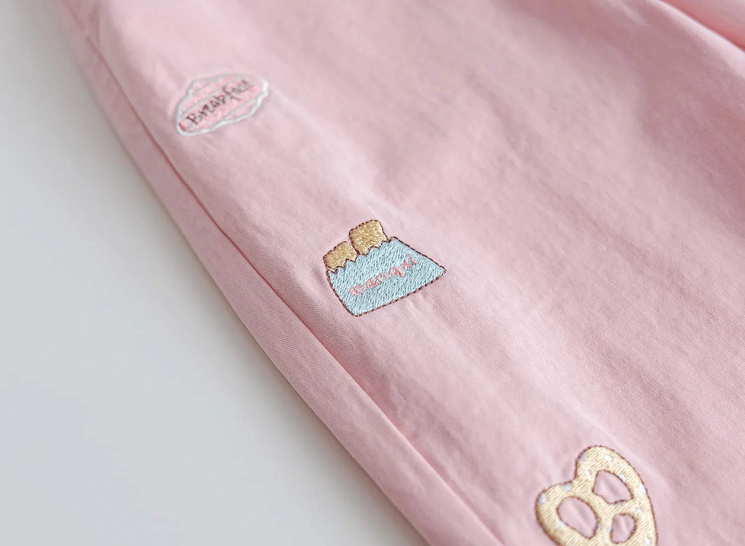 2026 Neue Frühlings-Kollektion: Koreanischer Stil Mädchenhose mit Stickerei, Gerades Bein, Lässige Alltagshose für Kleinkinder – Detail 13
