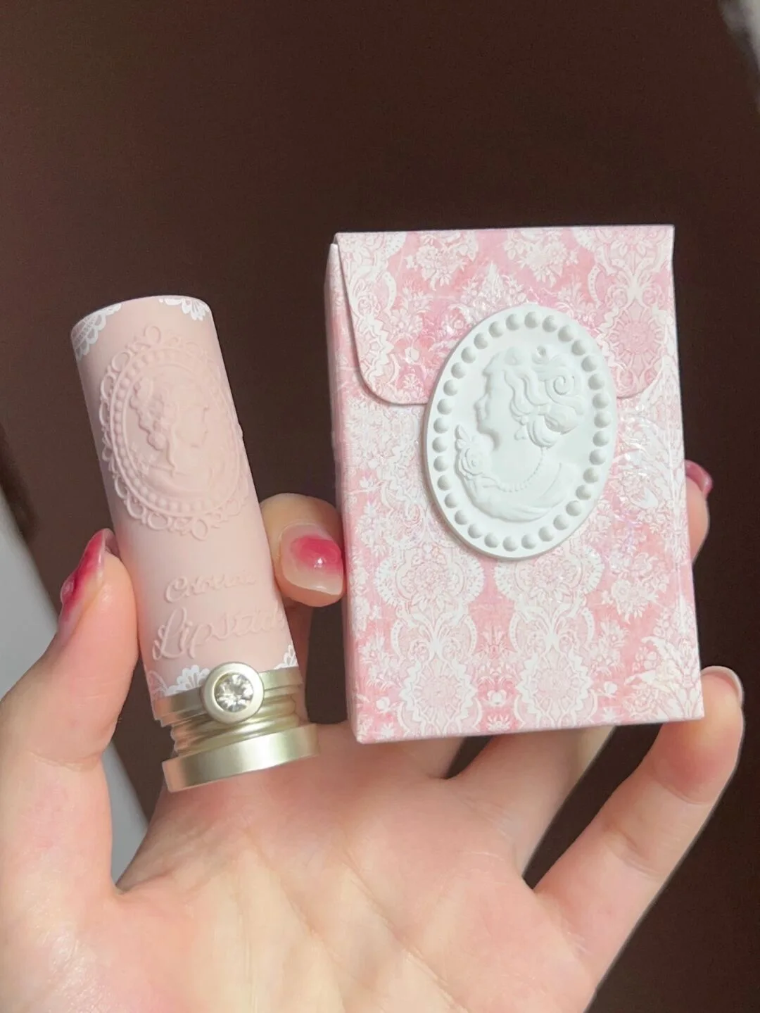 Colorrose Embossed Lipstick Cheap Student Milk Tea Lipstick Cameo Brown Matte Moisturizing 3.5g