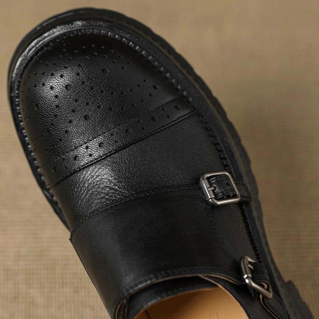 حذاء نسائي من جلد البقر بمقدمة مستديرة وإبزيم معدني منحوت على الطراز البريطاني سهل الارتداء ونعل سميك حذاء بدون كعب حذاء بدون كعب عالي الجودة #6