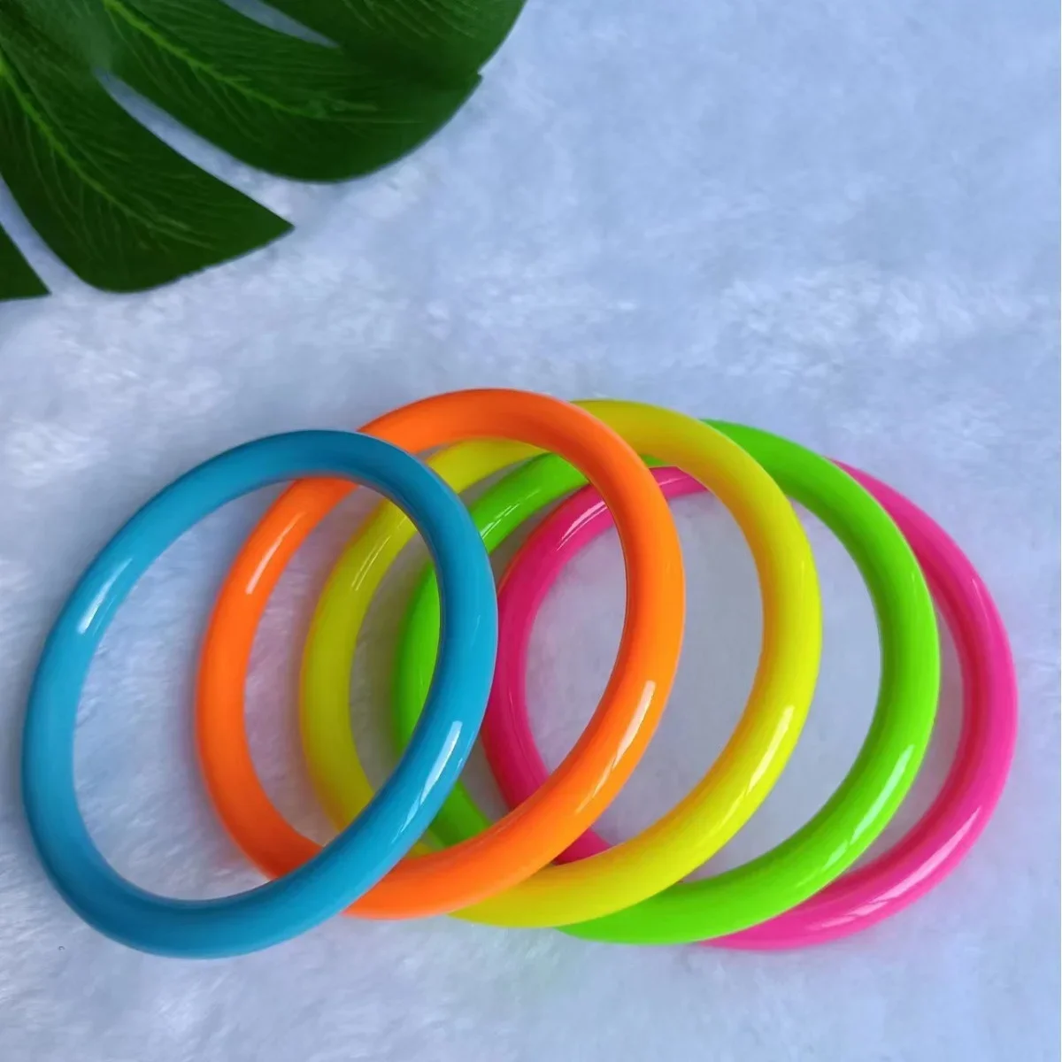 Fashion 7.5mm Grid Fluorescent Colors Vibrant Acrylic Resin bangle Bracelet Popular Fashion Colorful Casual Matching Bracelet