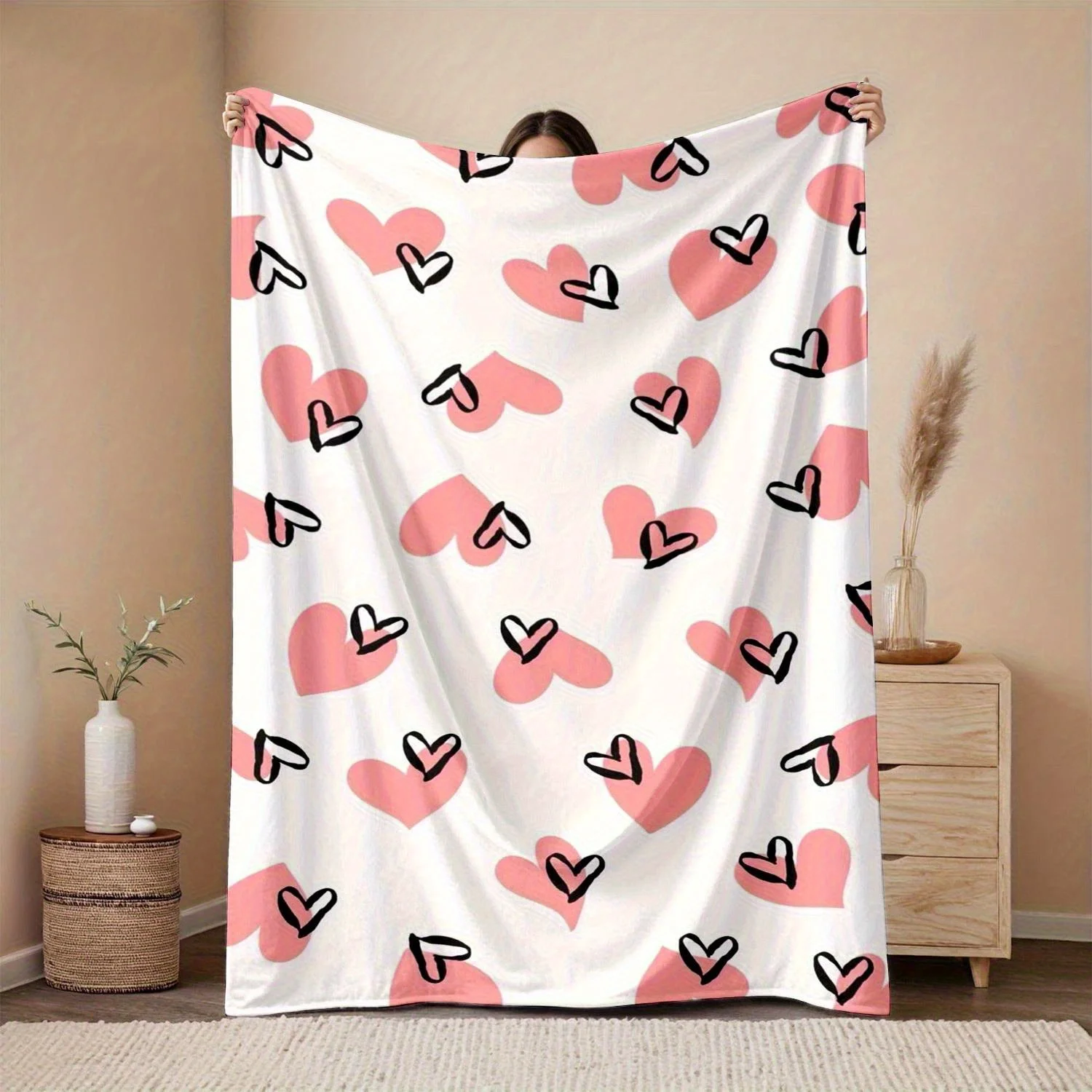 1pc Pink heart-patterned blanket, polyester fabric, machine washable, suitable for use in bedrooms, living rooms, and sofas.