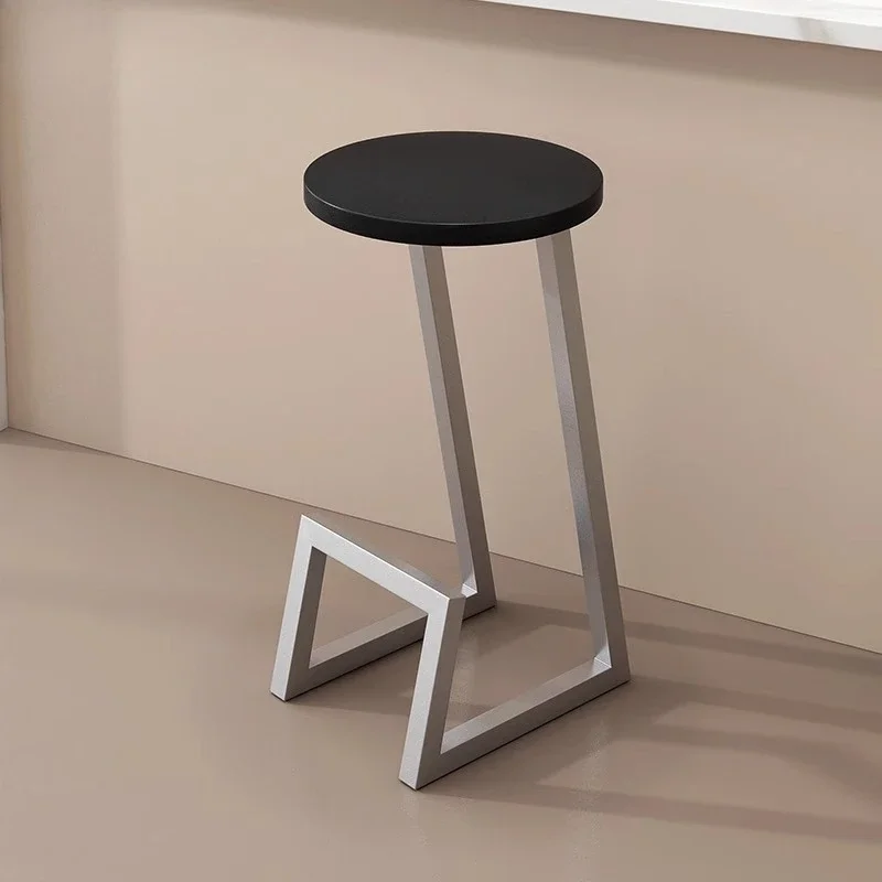 

Nordic Metal Bar Stool Home Wooden Bar Chair Round Wooden Seat Stool Creative Iron Barstool High Stool for Cashier