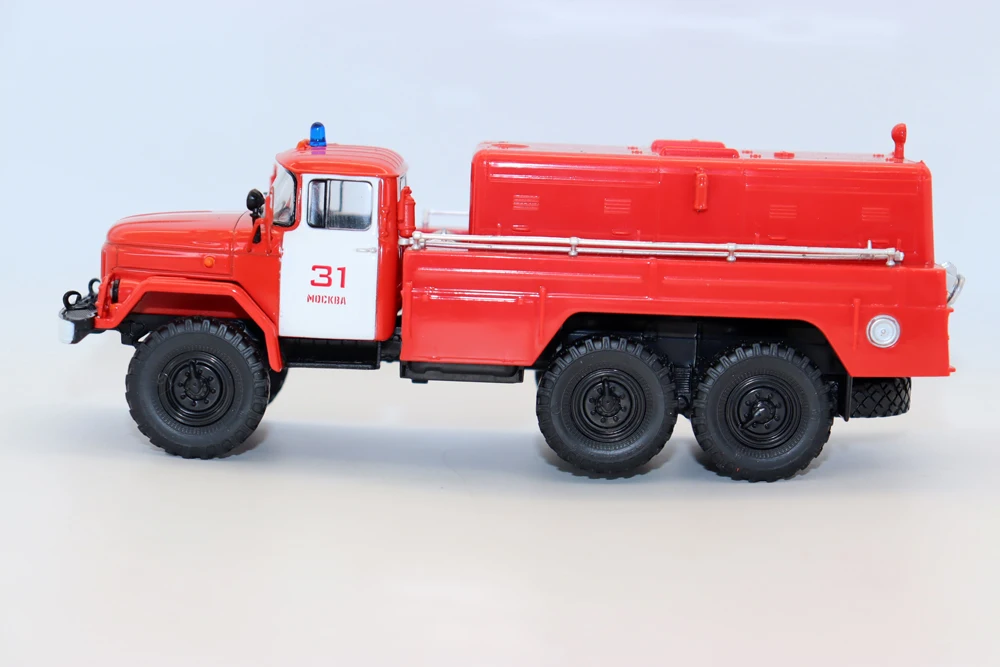 NEW 1/43 Scale PNS 110 ZIL 131 6x6 truck tanker fire brigade 31# USSR Cars Diecast&Plastic model for collection