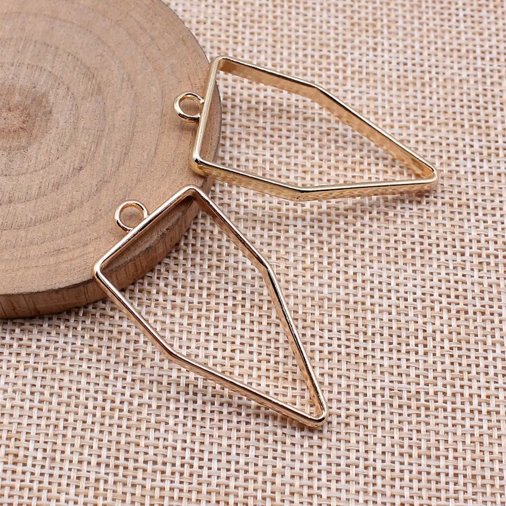 Kawaii Geometric Figure Charm Hollow Glue Blank Pendant Tray Bezel Charms Pendant Men'S Jewellery Bulk Things