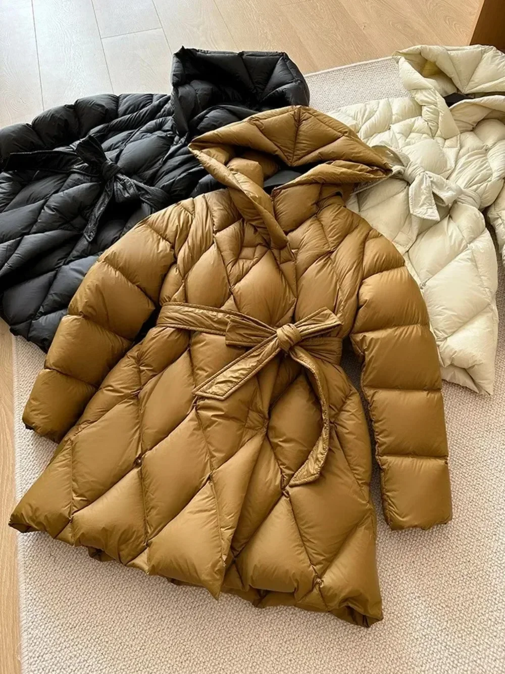 Hooded White Duck Down Coat 2024 New Winter Women Fashion Belt Thicken Warm Overcoat Office Ladies Casual Jacket Female