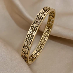 Greatera Stainless Steel Hollow Daisy Flower Cuff Bracelet Bangles for Women Gold Plated Floral Bracelets Waterproof Jewelry