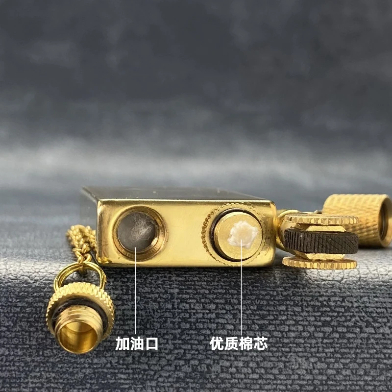 2024 Classic Brass Unique Kerosene Lighter Creative Gift Personalized Retro Oil Lighter Wholesale