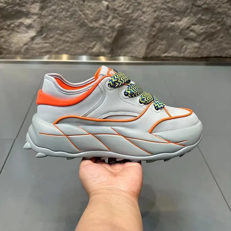 Spring 2024 New Height Increasing Lightweight Shock Absorption round Head Soft Bottom Comfortable Sports Casual Daddy Shoes Men