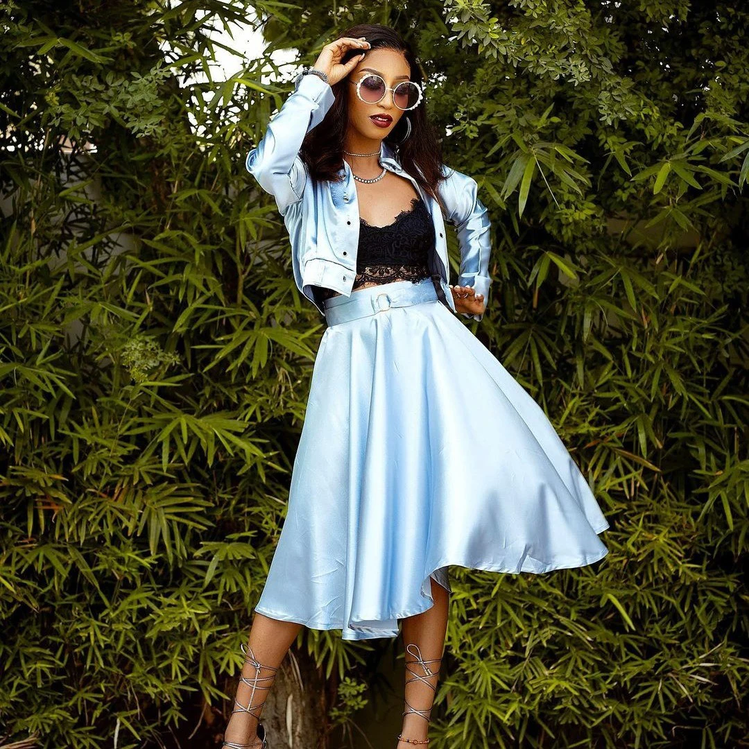 

Vintage Satin High Waist A-Line Midi Skirt Women Light Blue Elegant Skirt Chic Fashion Casual Skirt 2026 New Summer Female Cloth