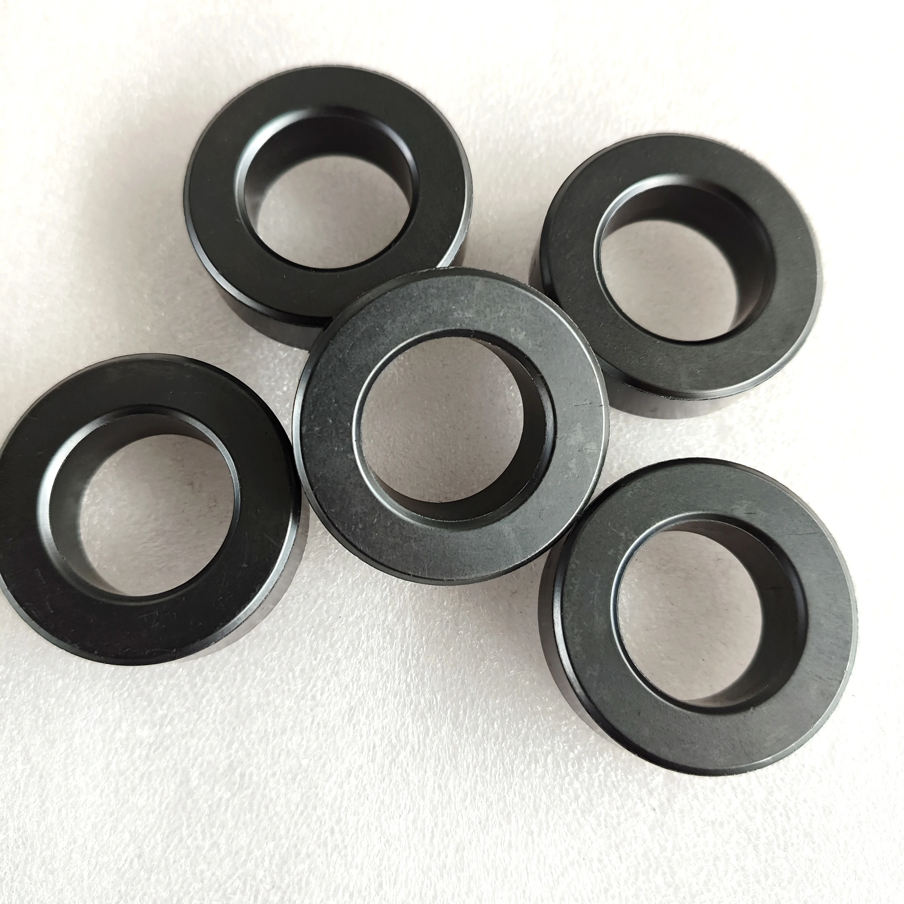Nickel-zinc Ferrite Magnetic Ring 47*27*15 High Frequency Filter Diameter 47mm