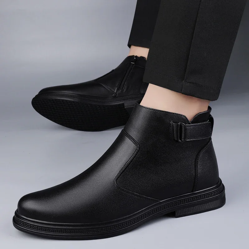 Luxury Brand Mens Casual Chelsea Boots Genuine Leather Black Solid Color Outdoor Boots Warm Plush Winter Motorcycle Ankle Boots