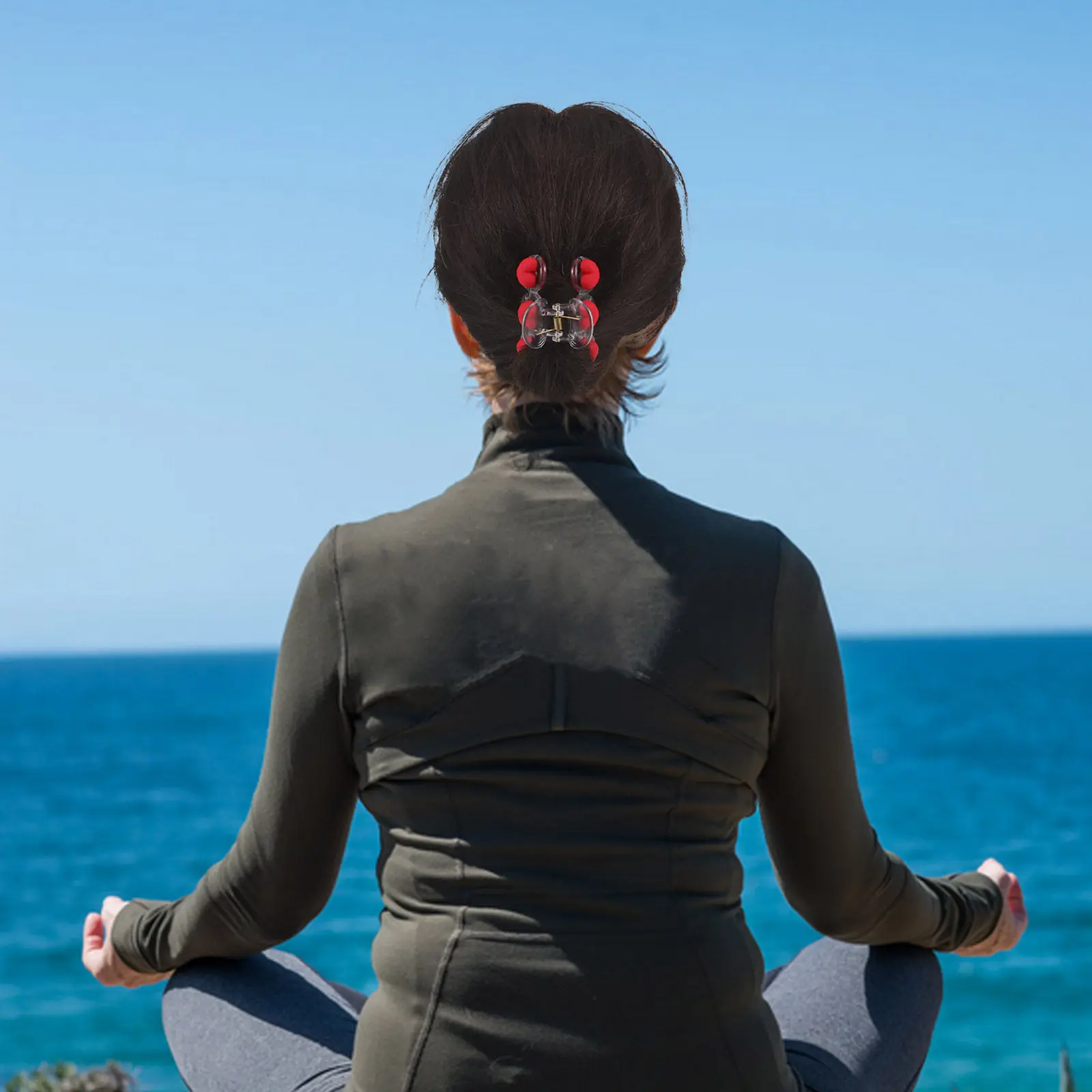 

6Pcs Heart Claw Clips Valentine Hair Accessories Red Large Medium Small Sizes for Women Girls Cute Valentine Party Hairstyles