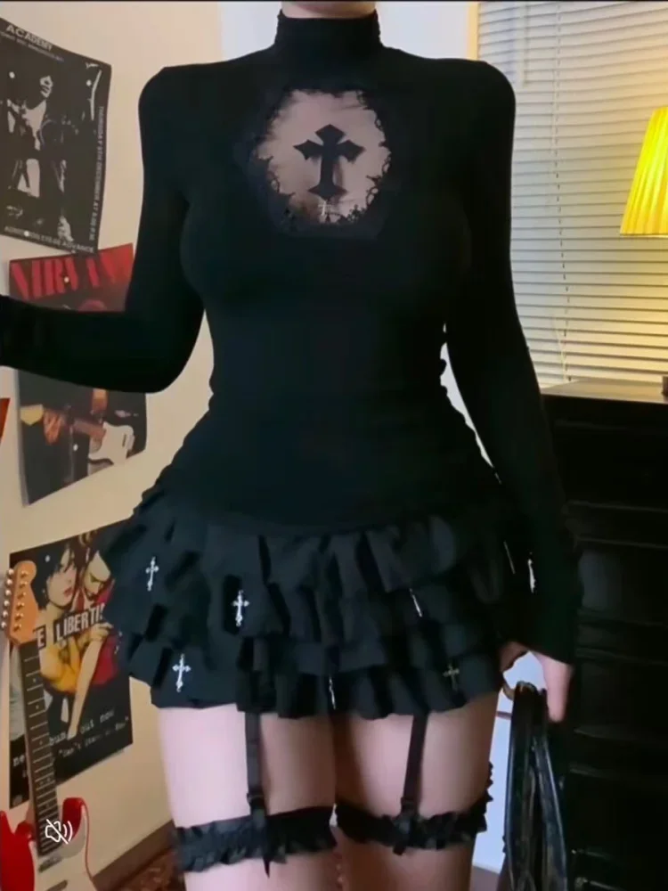 الياقة المدورة ملابس Y2k الأسود القوطية الصليب الجوف التخسيس أسفل تي شيرت للنساء كم طويل مثير تي شيرت الفتيات بلايز #2