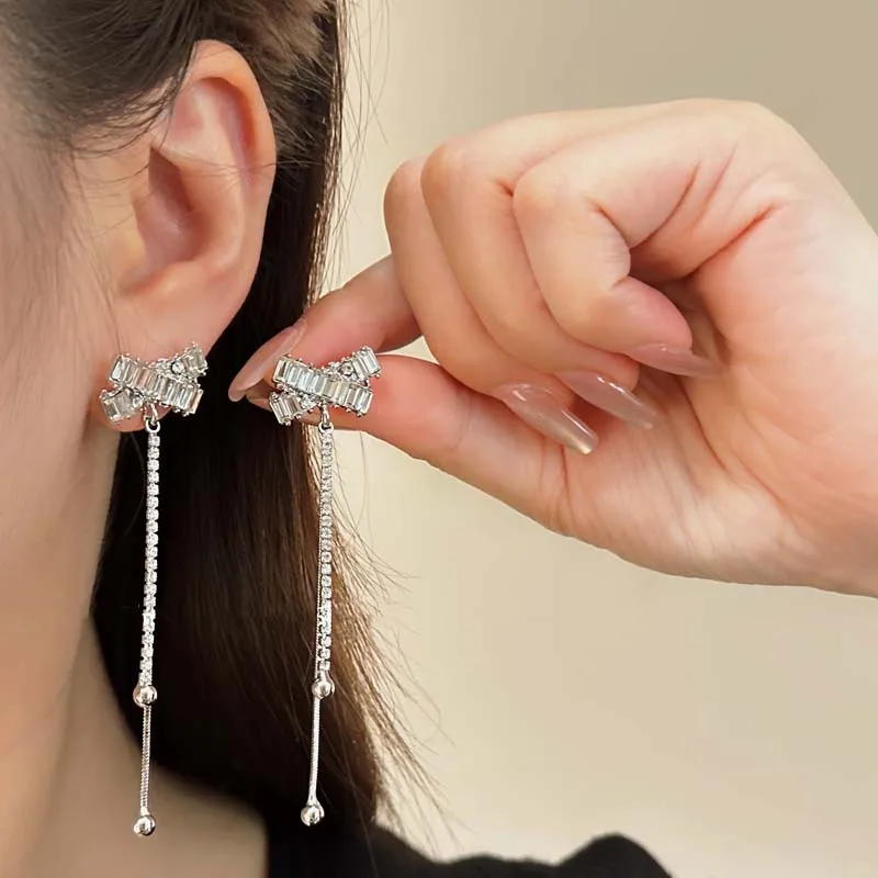 Luxury Metal Crystal Bow Tassel Earrings for Women Exquisite Silver Color Zircon Temperament Drop Earrings Wedding Jewelry Gifts