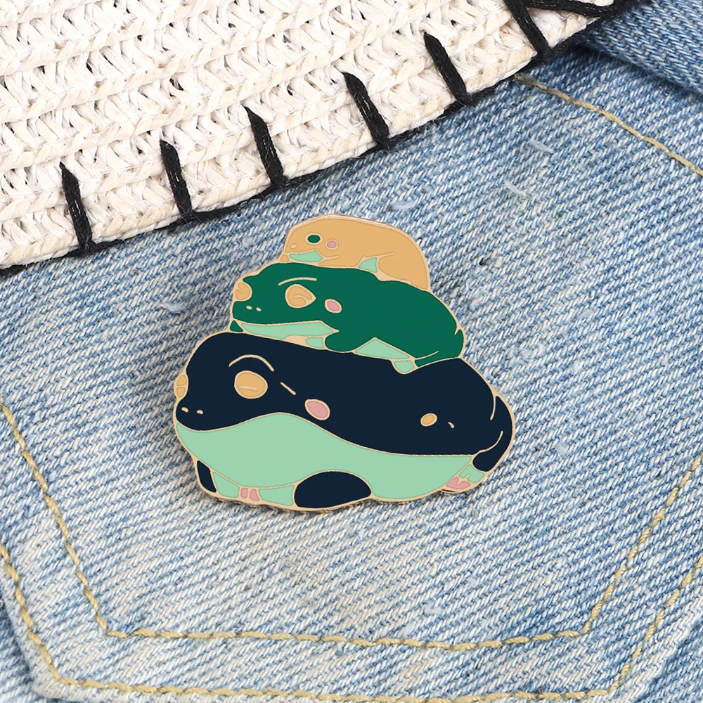 Wish You Rich!Good Fortune Toad Brooch Cartoon Multiple Toads Enamel Pins Funny Animal Badge Protection Jewelry for Kids Friends