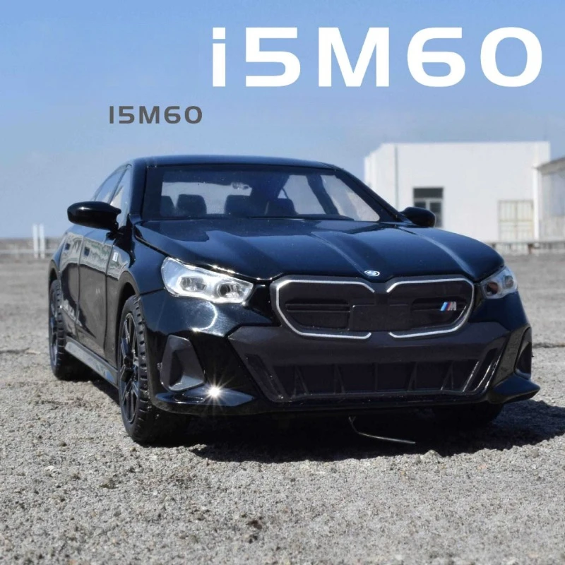 محاكاة 1:24 BMW I5 M60 سبيكة سيارة نموذج الصوت ضوء دييكاست لعبة المركبات الأطفال هدية عيد ميلاد ديكور المنزل مصغرة Voiture