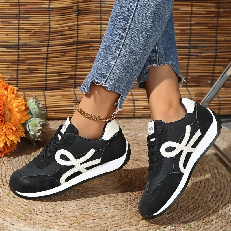 Vrouwen Lace Up Sneakers 2024 Nieuwe Zomer Mode Casual Schoenen Voor Vrouwen Comfortabele Ondiepe Trend Sneakers Vrouwen Zapatos De Mujer