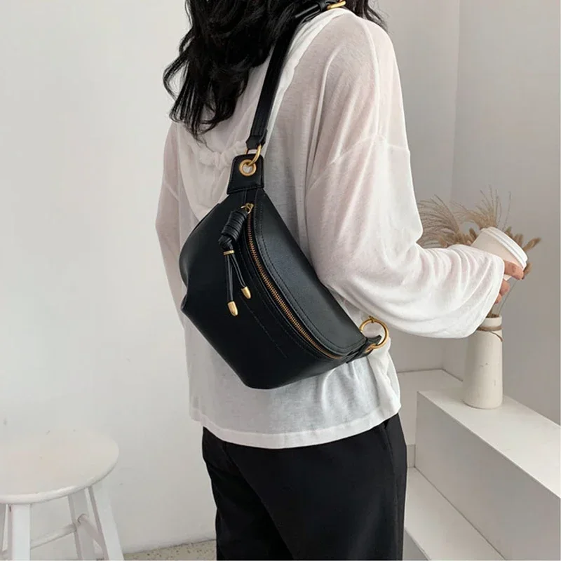 Women Waist Bags Luxury Famous Brand Shoulder Bag Chain Belt Crossbody Female Bag Bolsa Feminina Bags