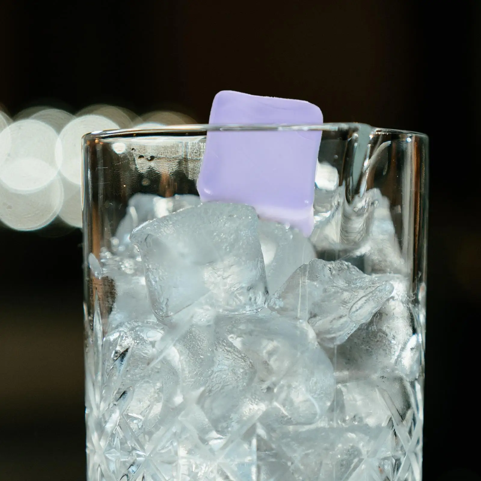 25 Pcs Ice Blocks Bar Accessory Reusable Washable Cube LED Cubes for Drinks Water Bottles Colored Convenient