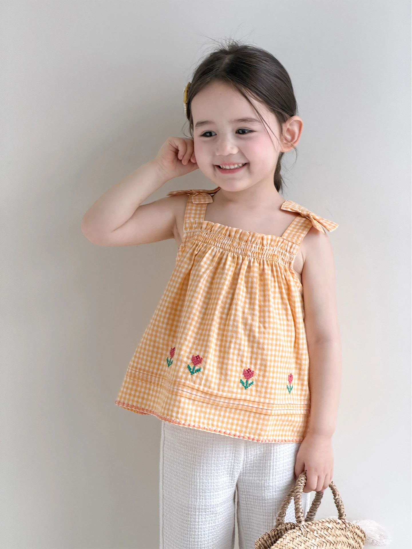 sweet-summer-knot-embroidered-striped-girl's-top-cotton-blend-fabric-large-ear-elephant-design-children's-clothing