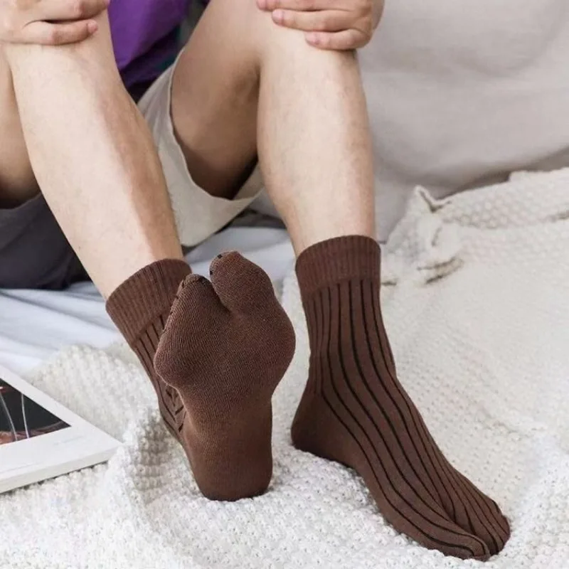 

3 пары мужских носков с двумя пальцами, деловые мужские носки средней длины, японские шлепанцы, сандалии с разрезом ниндзя, хлопковые полосатые деловые носки