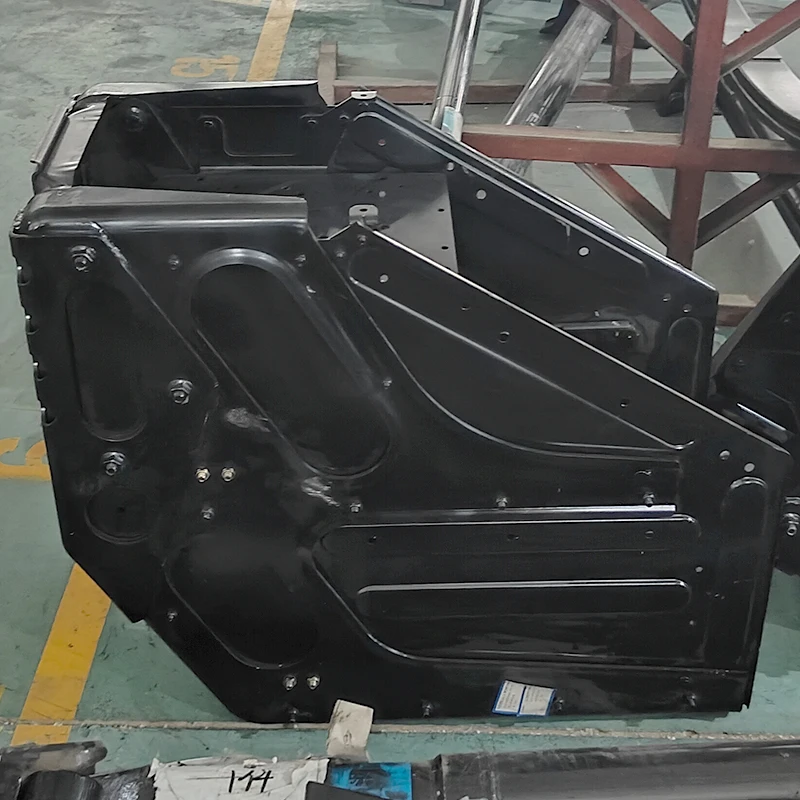 

Самый популярный двухслойный кронштейн для аккумуляторного блока Shaanxi Truck DZ 9718976200