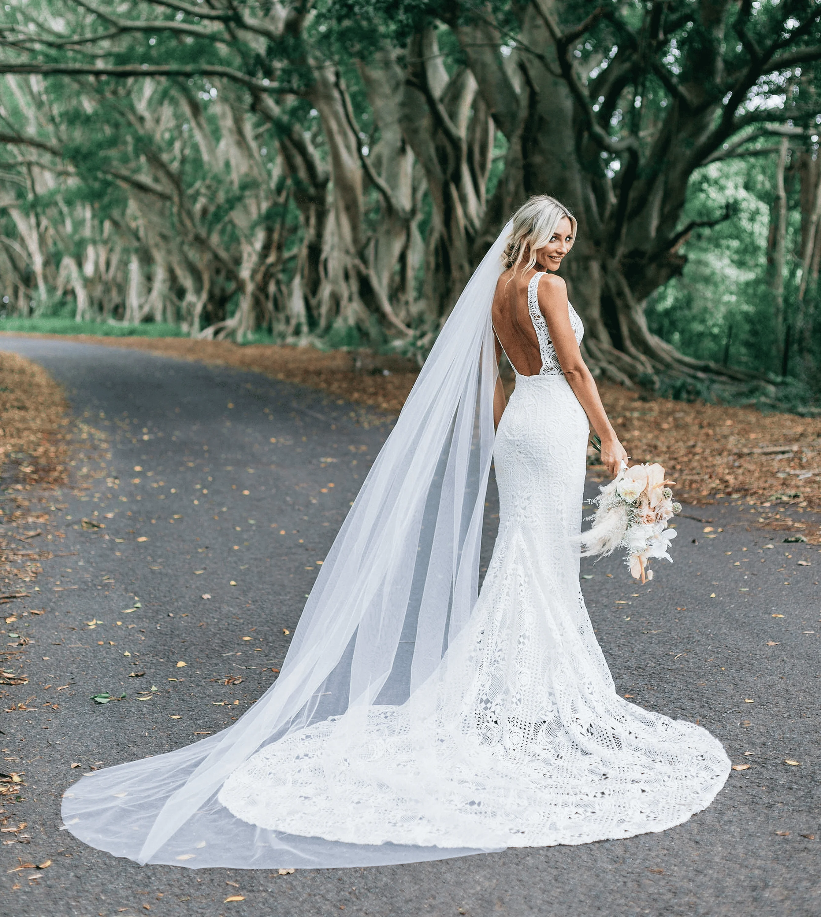 

1/2/3 M Ivory One Layer Wedding Veil with Comb Bridal Headwear Vestido De Noiva Soft Tulle Bride Accessories Cut Edge