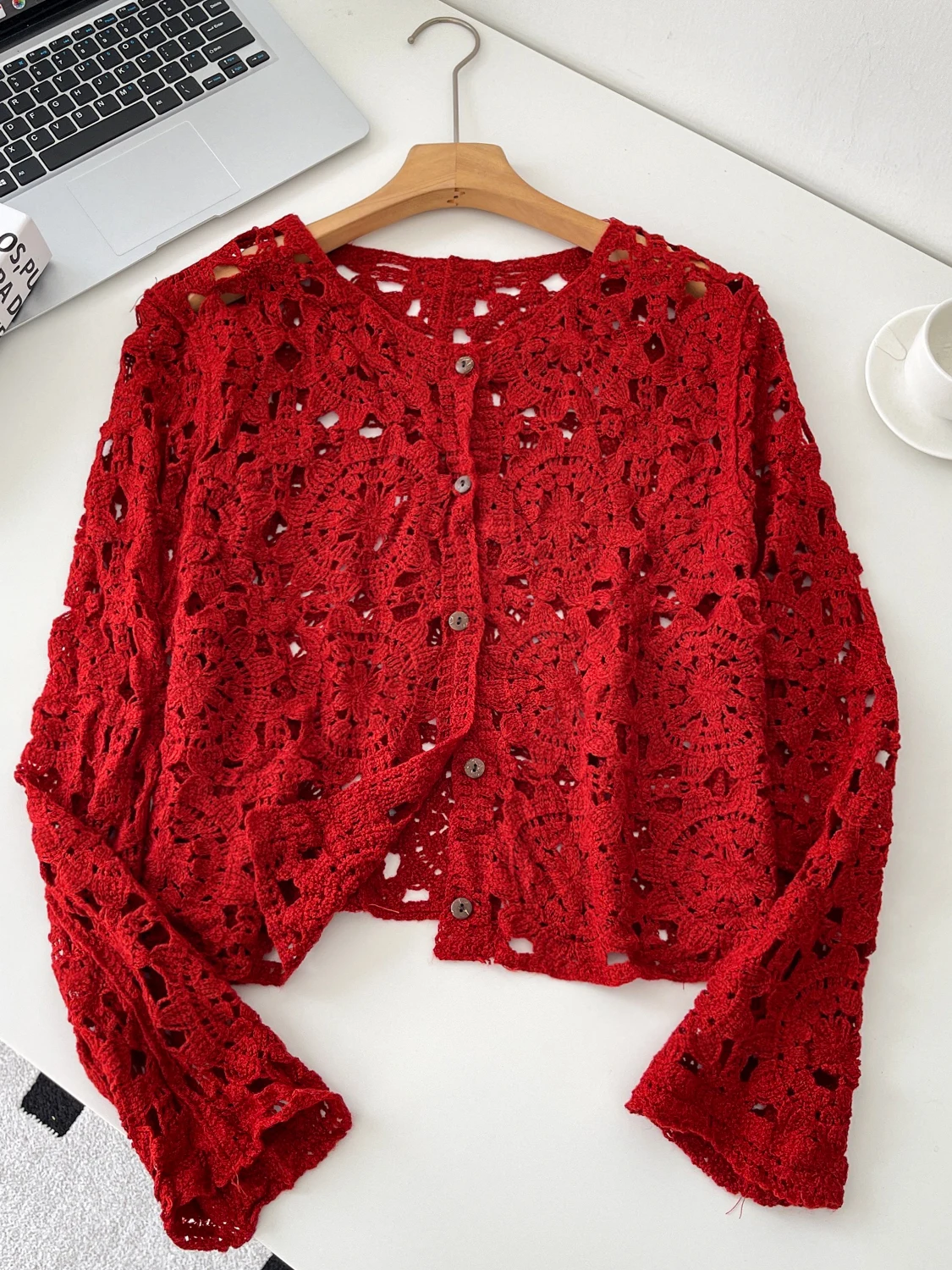 

Корейский женский вязаный открытый кардиган с открытыми крючками и цветочным узором, повседневный свободный крой, длинный свитер Sve V-Ne Jaet