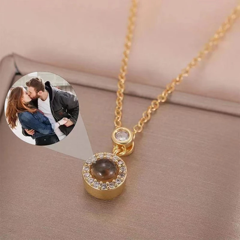 2022 New Personalized Circle Photo Necklace with Zircon Custom Projection Necklace/Keychian Personality Memorial Christmas Gift