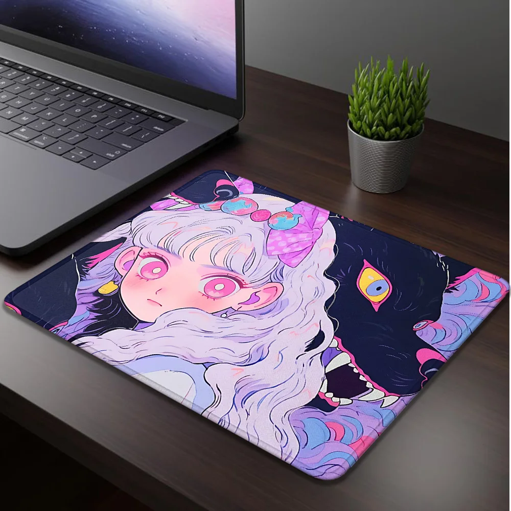 Anime Girl Small Mouse Pad Gaming Accessories Desk Mat Computer Mousepad Speed Deskmat Mouspad Mausepad Gamer Mats Mause Office