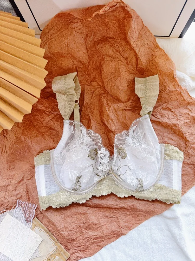أنيمي المحاصيل الأعلى الصدرية كبيرة التمثال الحد الأدنى رقيقة أرنب الأذن كوب الدانتيل Bralette بحر ضوء دعم مكافحة الترهل الاتحاد AU مجموعة MOYISU AB