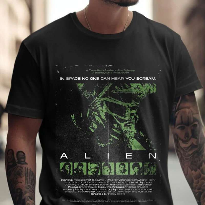 Alien 1979 Fan Retro Sic-fi Gift T-Shirt for man Xenomorph Graphic Clothes  All size Tops S-6XL 100% cotton printed Unisex Tee