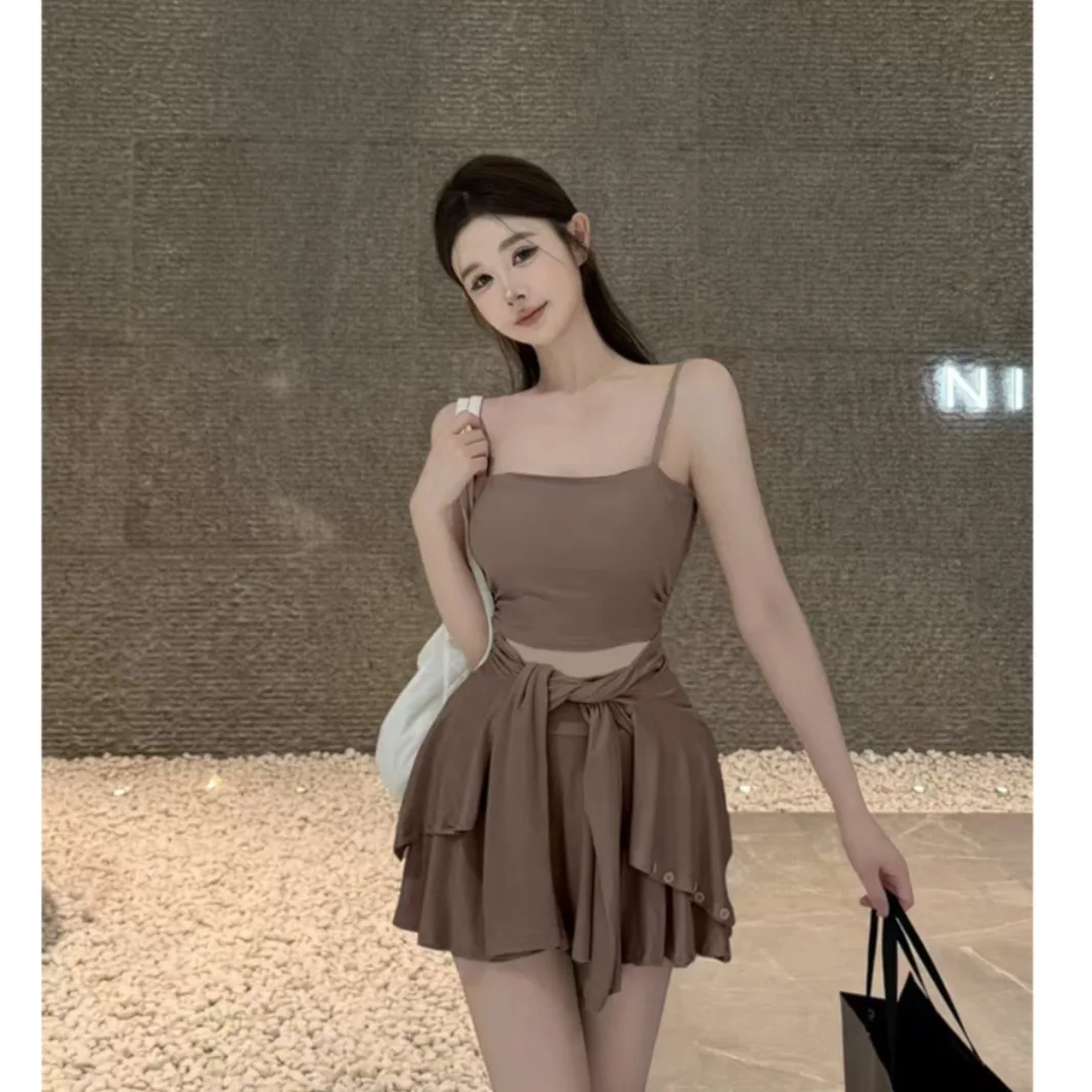 Conjunto de camiseta de proteção solar Pure Desire Sle feminino com almofada no peito Colete evasê Cardigan Outerwear e saia guarda-chuva