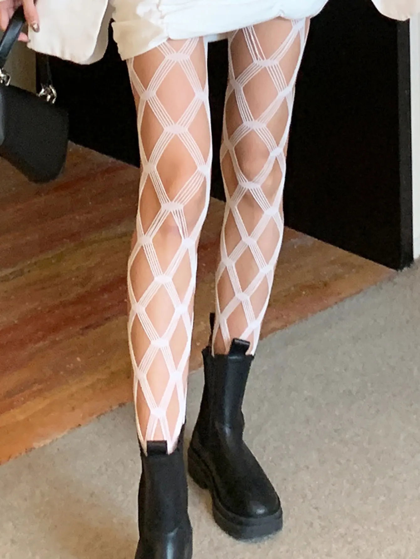 

Fashion Sexy Women Pantyhose Tights Sexy Mesh Fishnet Pantyhose Nylon Irregularity leggings Stocking Female Conjoined Socks