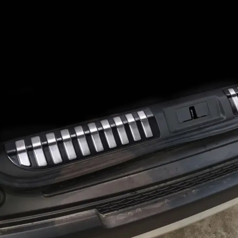 

For Land Rover Range Rover Sport 2014-2021 Stainless Steel Black Car Rear Bumper Scuff Sill Plate Trim Car Accessories