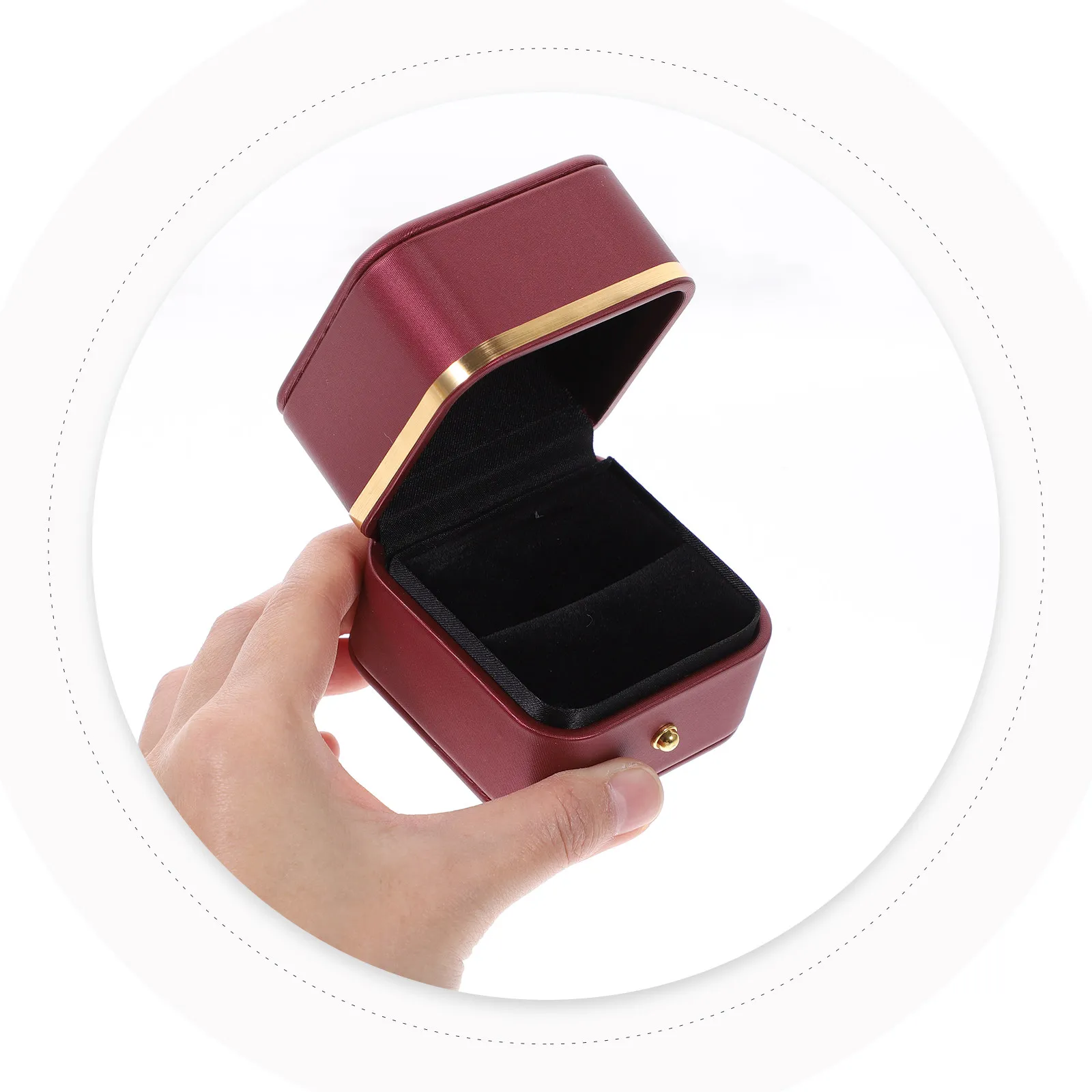 

Single Ring Display Case Golden Border Square PU Lint Inside Ring Organizer Packaging Box for Jewelry Storage Proposal