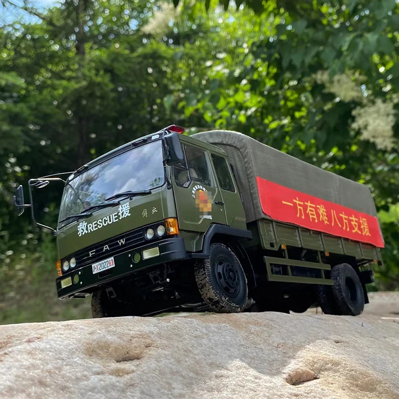 Century Dragon Original Factory Old Jiefang Flathead Chai Jiefang J3 Rescue 1:24 Alloy Simulation Car Model Collection