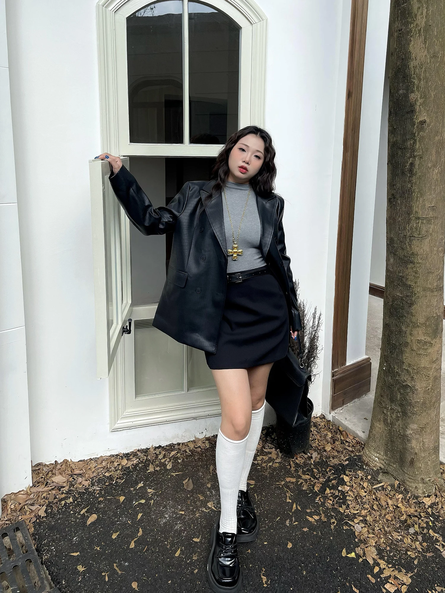 

Женская осенняя новинка: универсальный уличный жакет свободного кроя из искусственной кожи с высокой талией, больших размеров