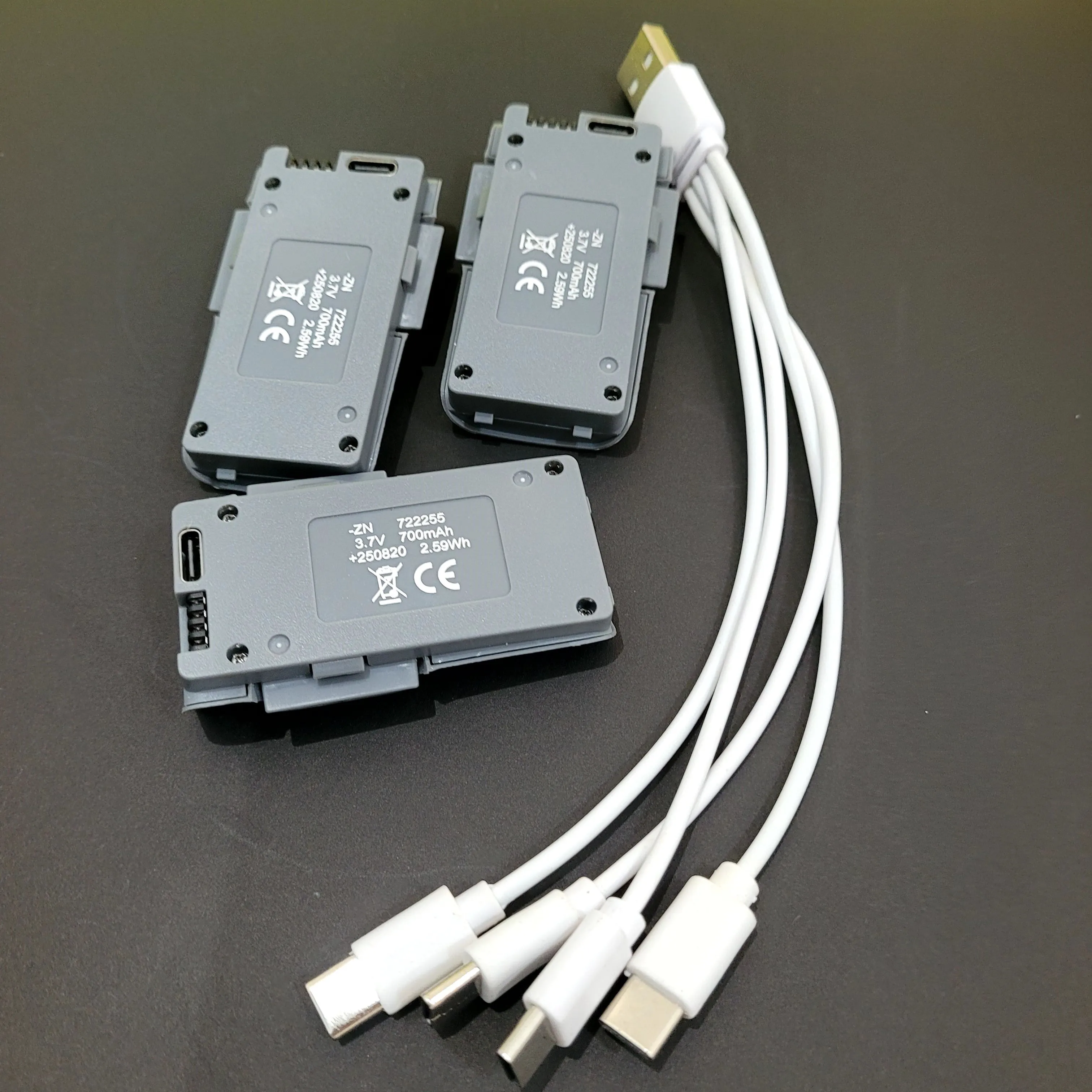 3 batteries 3.7V 700mAh avec c - Drone Kit Octocopter avis et prix
