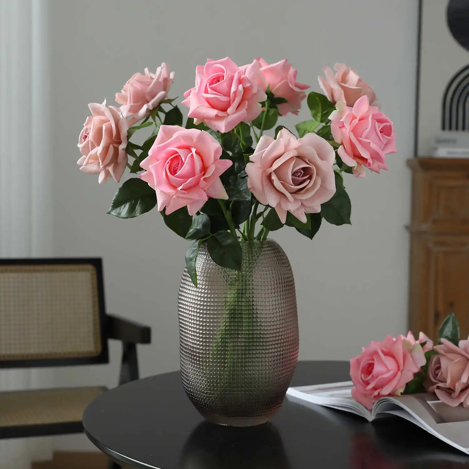 

6pcs Moisturizing Real Touch Artificial Roses, High-End Simulated Silk Rose Flowers for Home Living Room Wedding Decoration