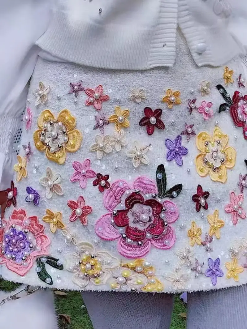 New In Spring 2025 Trend Streetwear Vintage Skirts For Women's Pearls Beaded Embroidery Skirts Faldas Woman Clothing