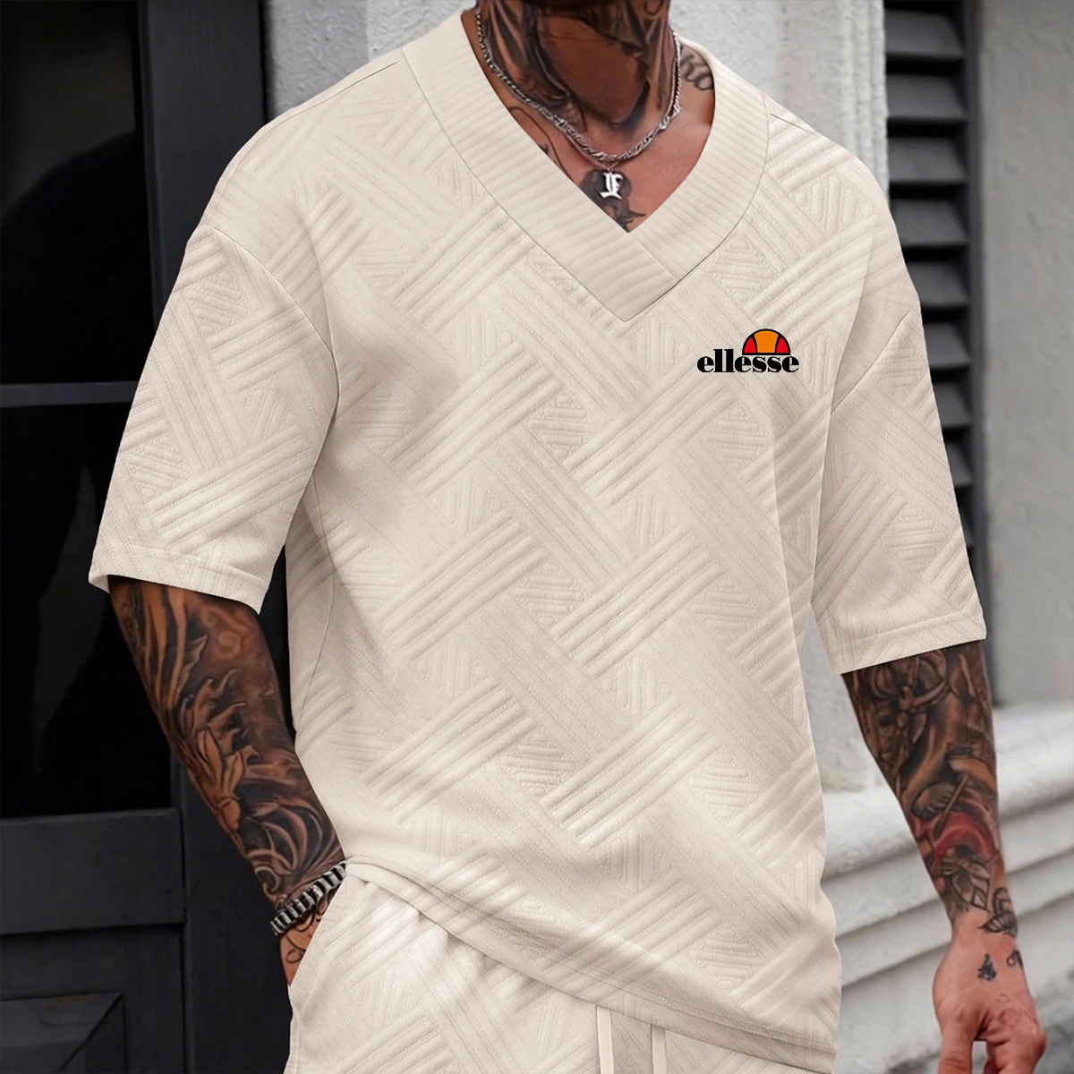 Trendy Men's V-Neck Short Sleeve T-Shirt, Lightweight & Moisture-Wicking, Diamond Jacquard Design,Casual Short Sleeve Top