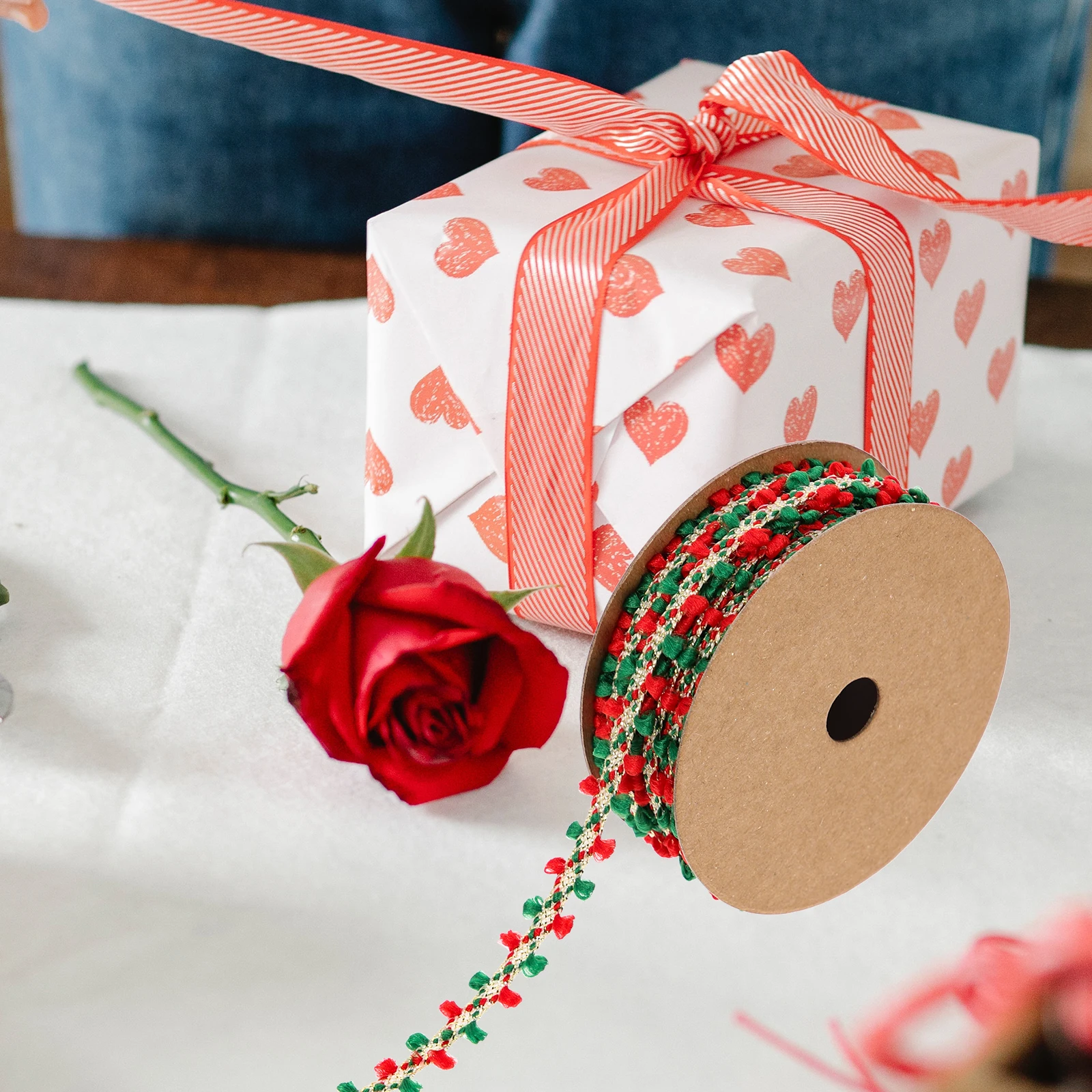 

Wool Band Ribbon for Wrapping Silky Delicate Package Multi-function Tassel Banquet