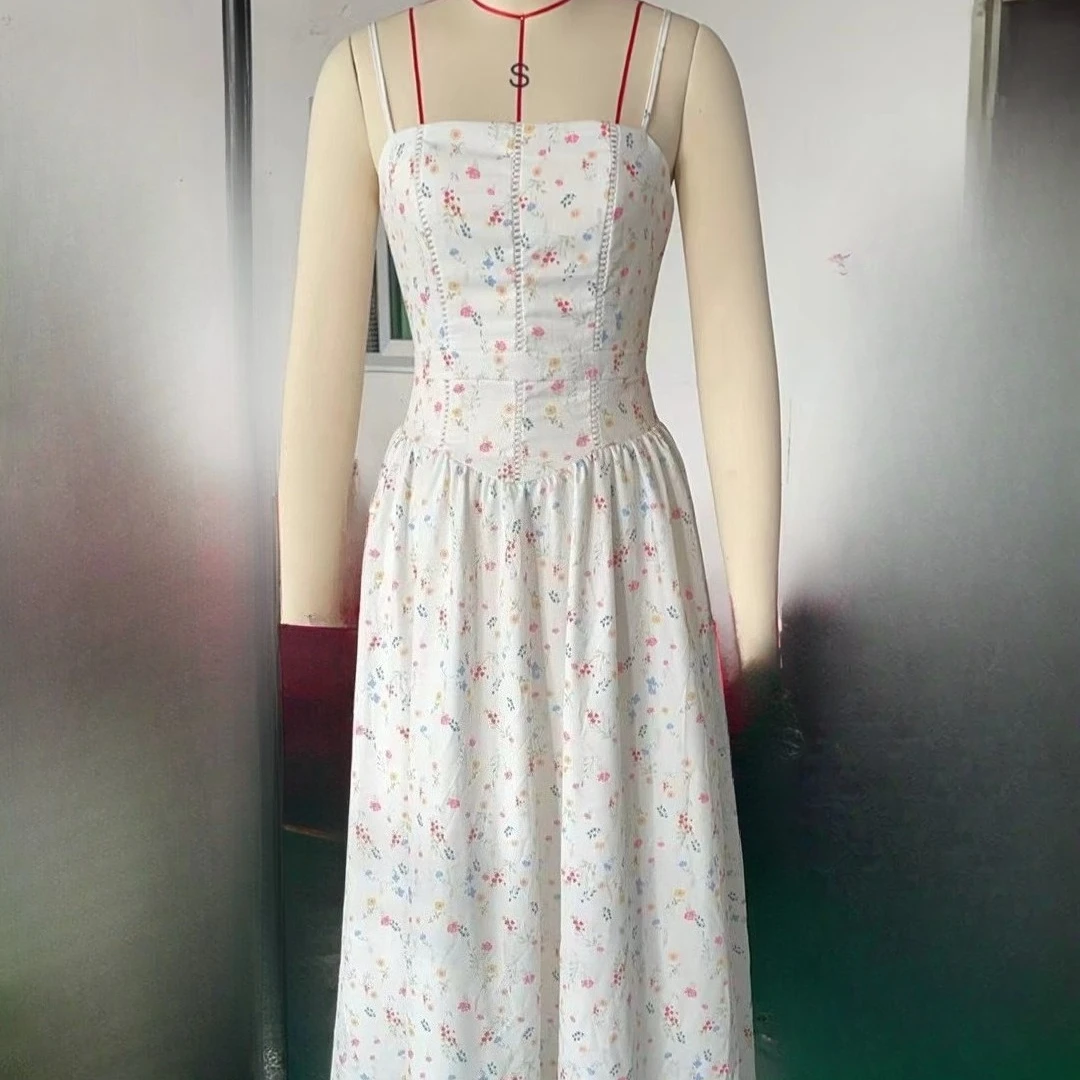 ฝรั่งเศสนางฟ้าปาเก็ตตี้สายรัดบางลายดอกไม้พิมพ์ชุดฤดูร้อนยาว